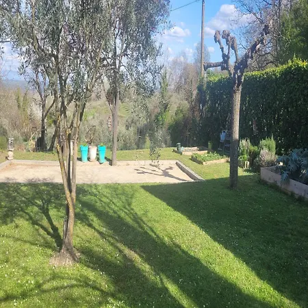 La Treille Avec Piscine * Pierrevert
