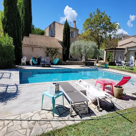 La Treille Avec Piscine Villa *
